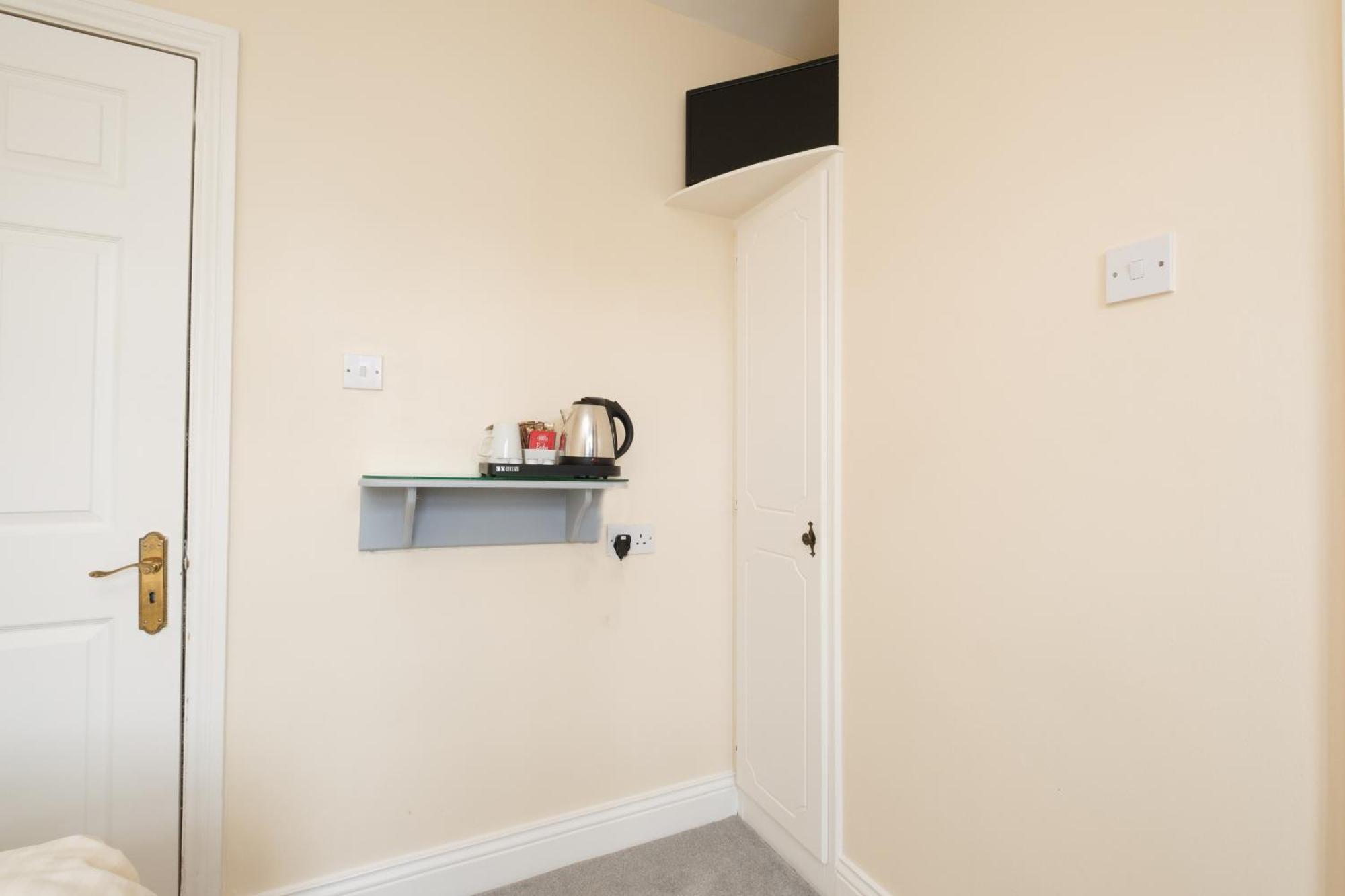 Four Seasons B&B Galway Buitenkant foto