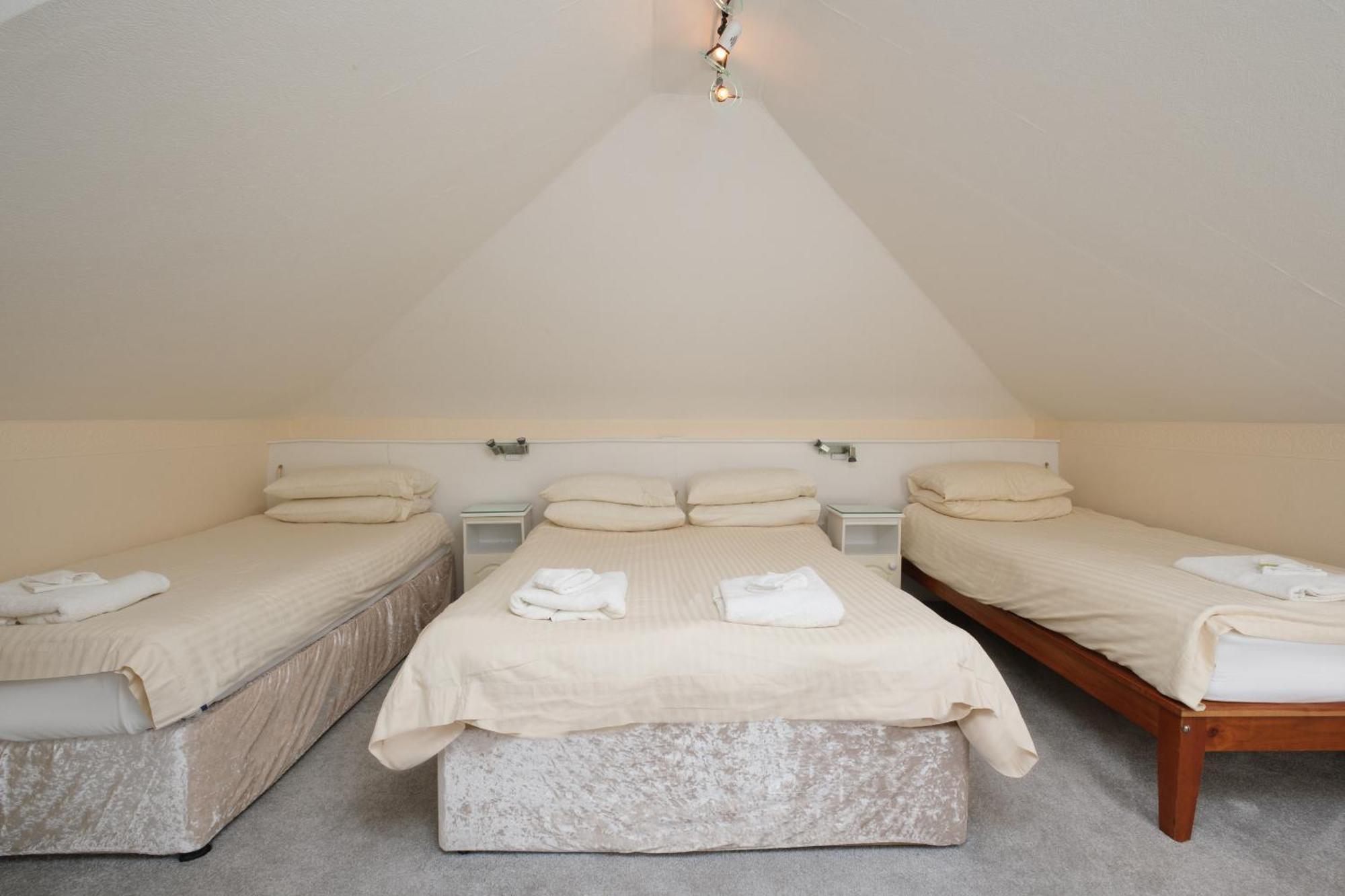 Four Seasons B&B Galway Buitenkant foto