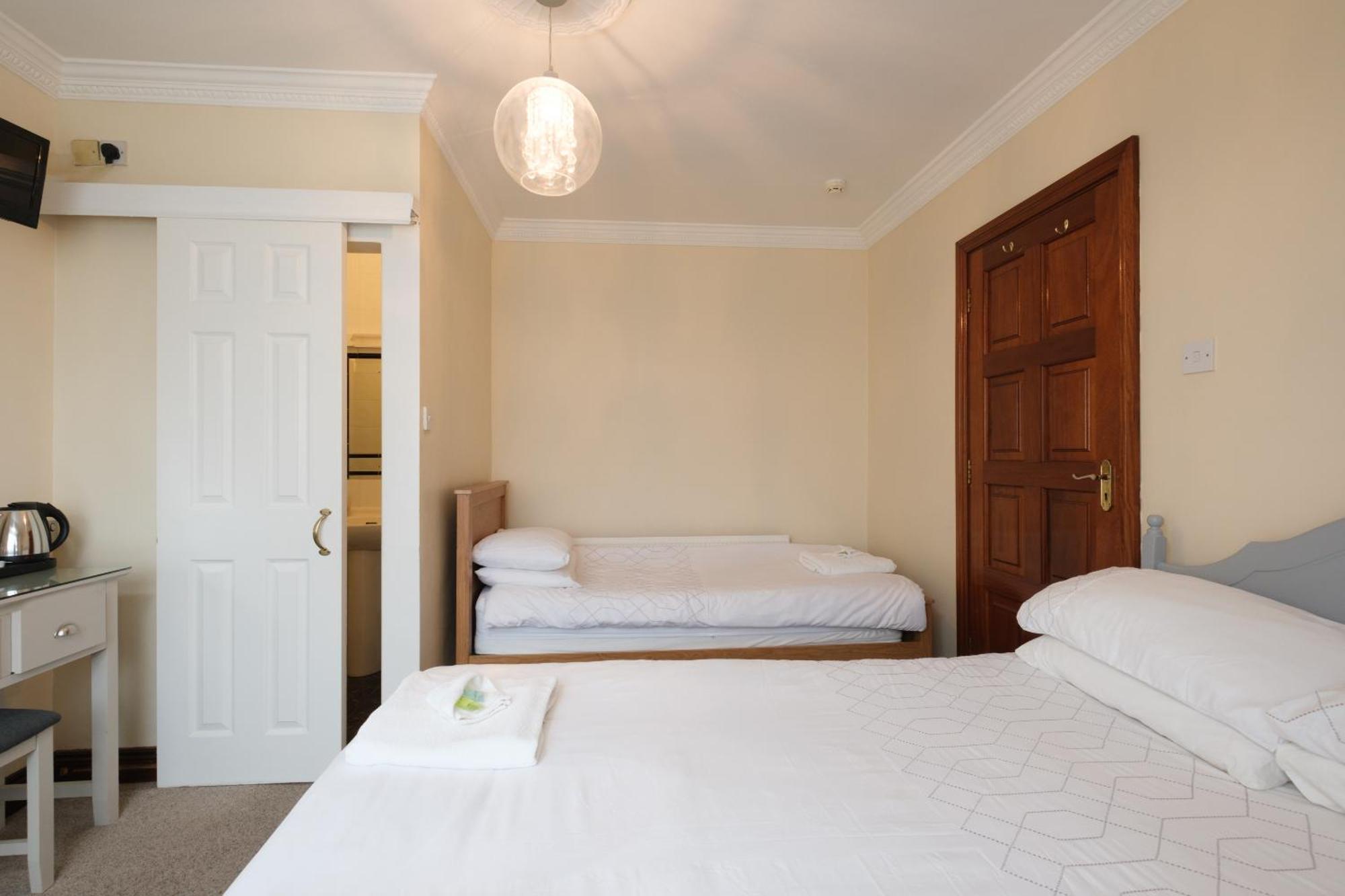 Four Seasons B&B Galway Kamer foto